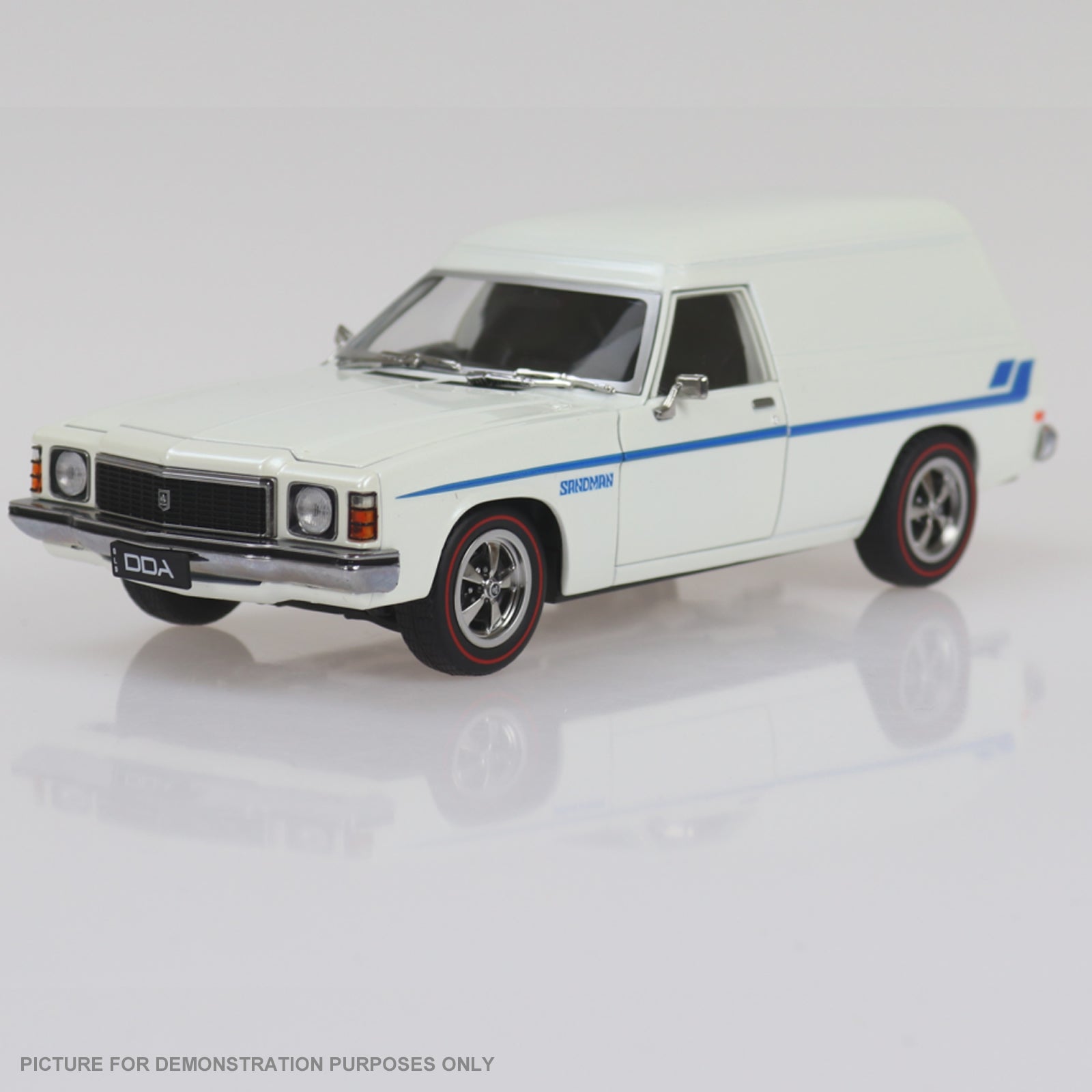 DDA 1:24 Jack Frost Holden HJ Sandman Panel Van Fully Detailed Opening Doors, Bonnet and Tail Gate Top